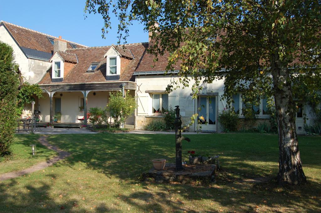 La Grange Dimiere, Pres De Tours Panzió Saint-Genouph Kültér fotó